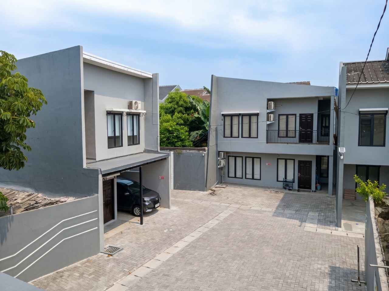 AI Training & Residential Center — penginapan
