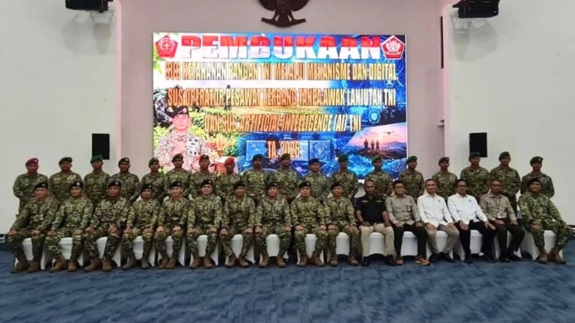 Kolaborasi Edukasi dan Penguatan Kapasitas Kecerdasan Artifisial di Indonesia Melalui Program Pelatihan Terpadu